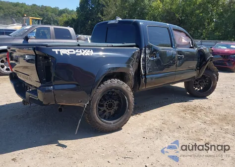 2018 Toyota Tacoma Trd Sport z USA, uszkodzony, nr VIN 3TMCZ5AN2JM149535